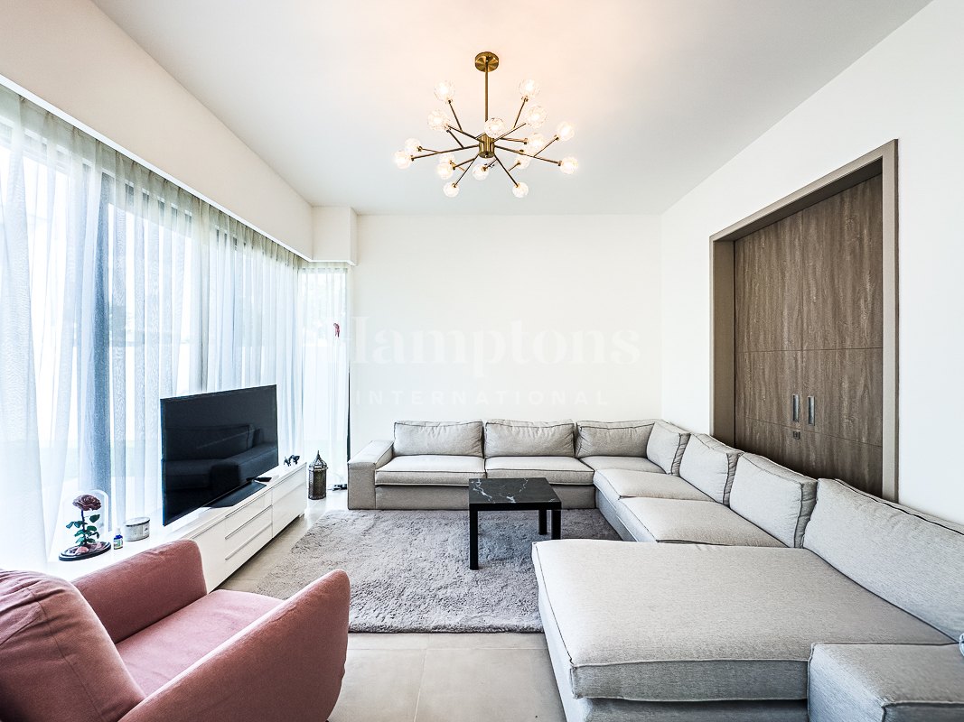 Corner Unit | Semi Furnished | Full Garden