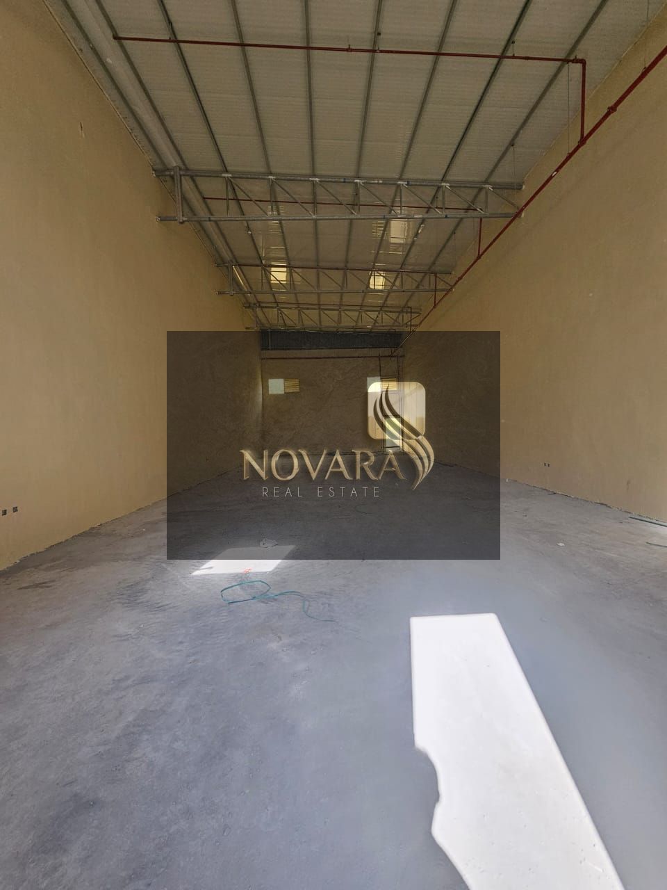 Warehouse with an area of 2,200 sq. ft. – 28 kW electricity – available for annual rent in Umm Al Quwain – warehouse with excellent specifications.