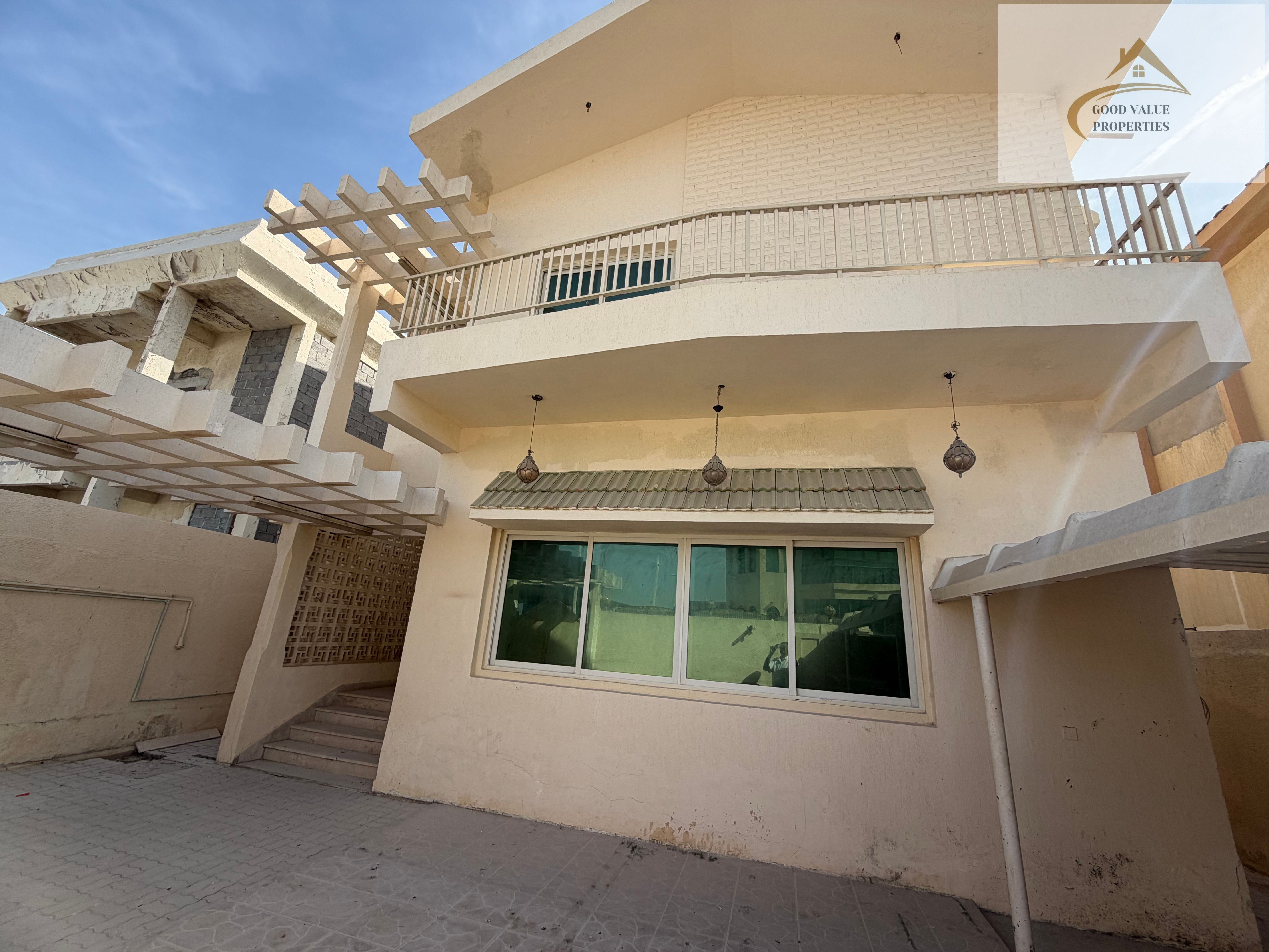 Opposite Al Hira beach 4 bhk villa