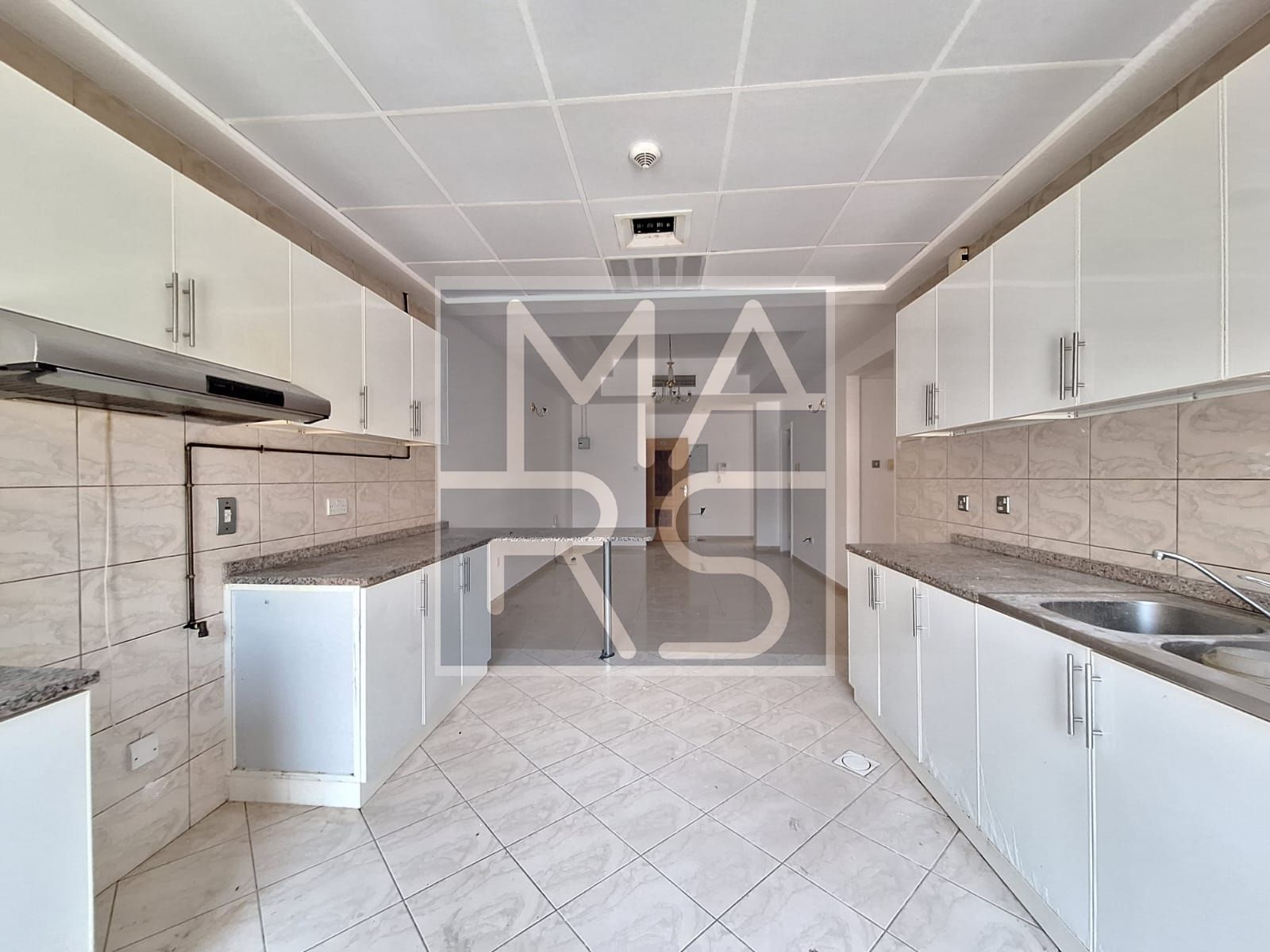 Spacious 2BHK Apartment | Free AC, Free 1 Month