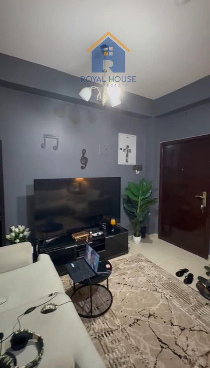 One bedroom and living room, a great investment opportunity