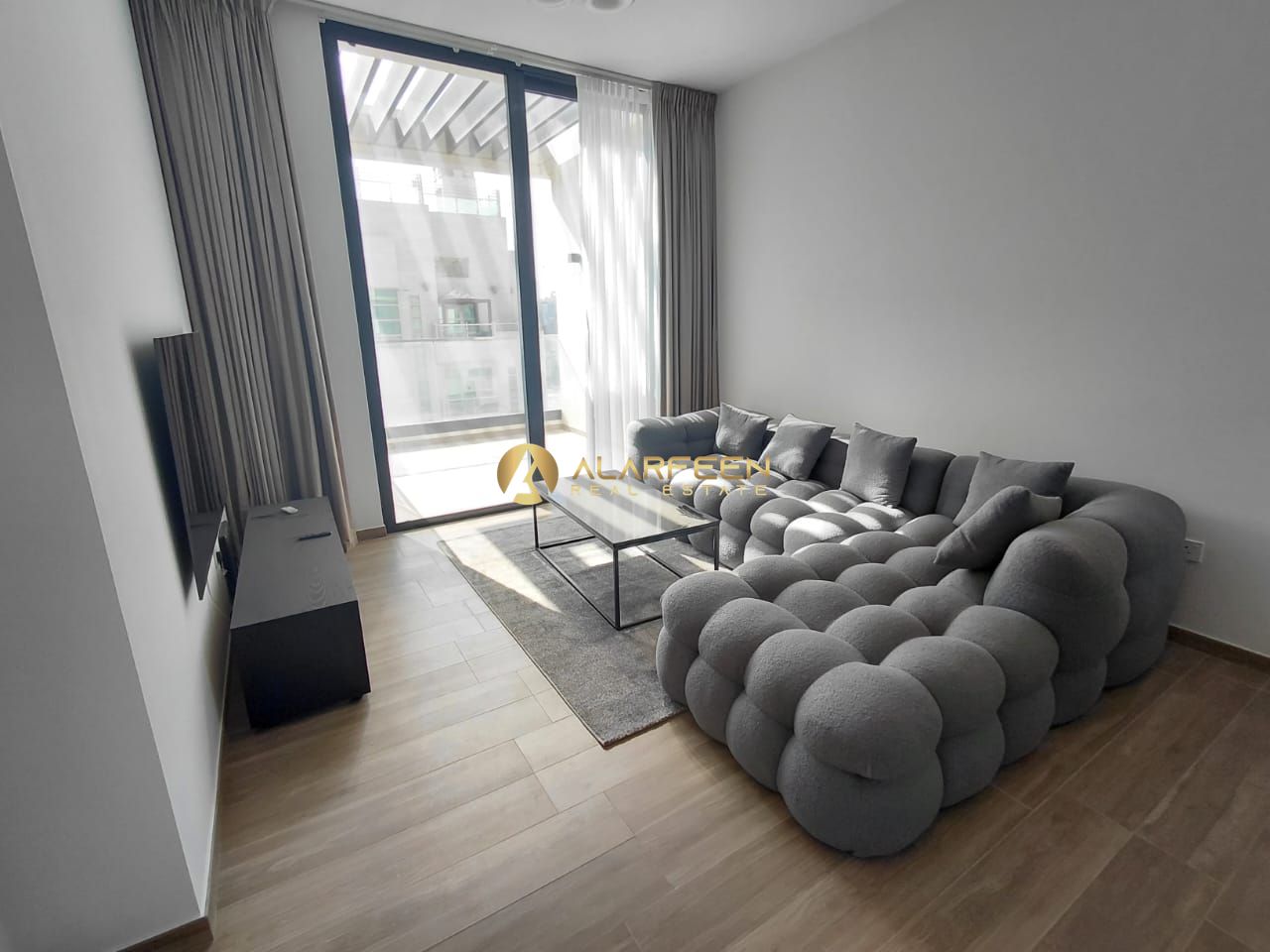 Higher Floor | Fitted Kitchen | Premium Quality