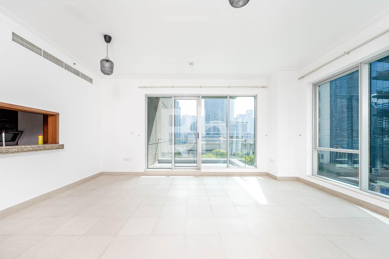 2BR Condo in Dubai, Dubai Marina