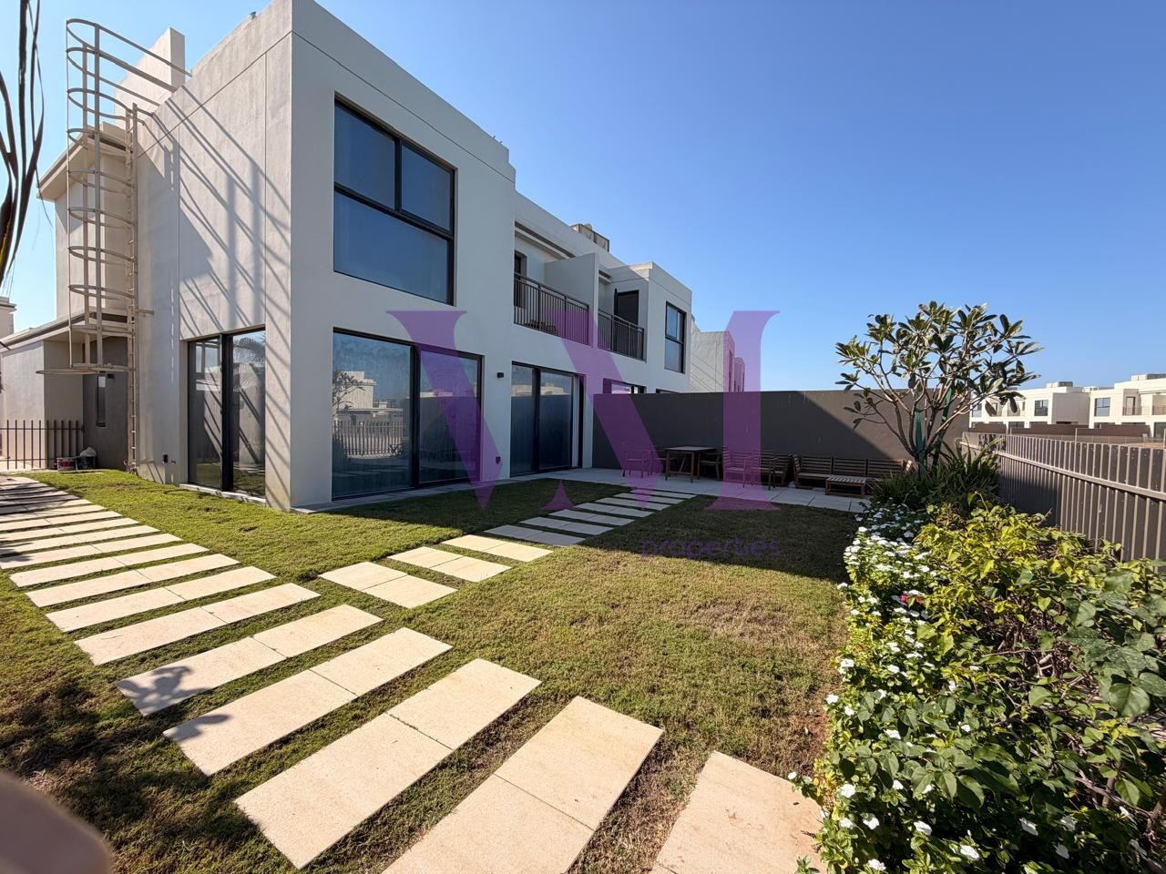 Exclusive 3 Bed + Maid's Room | Partial lagoon view