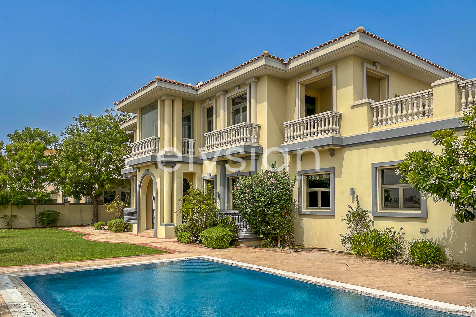 Private Beach | Vacant Now | Sea View