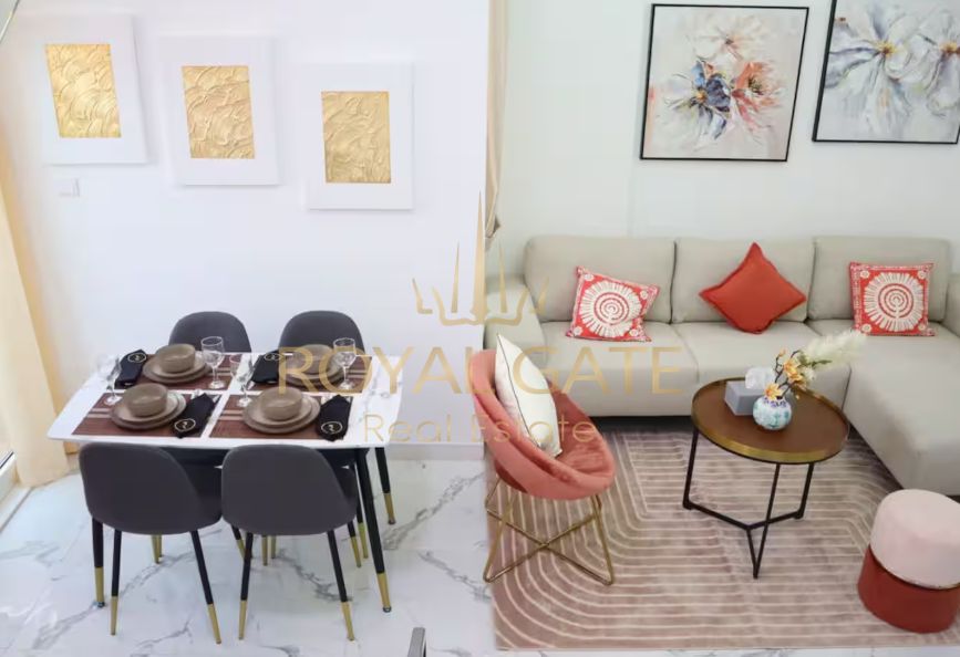 Vacant|Modern 2BR|Furnished|High Floor|Pool View