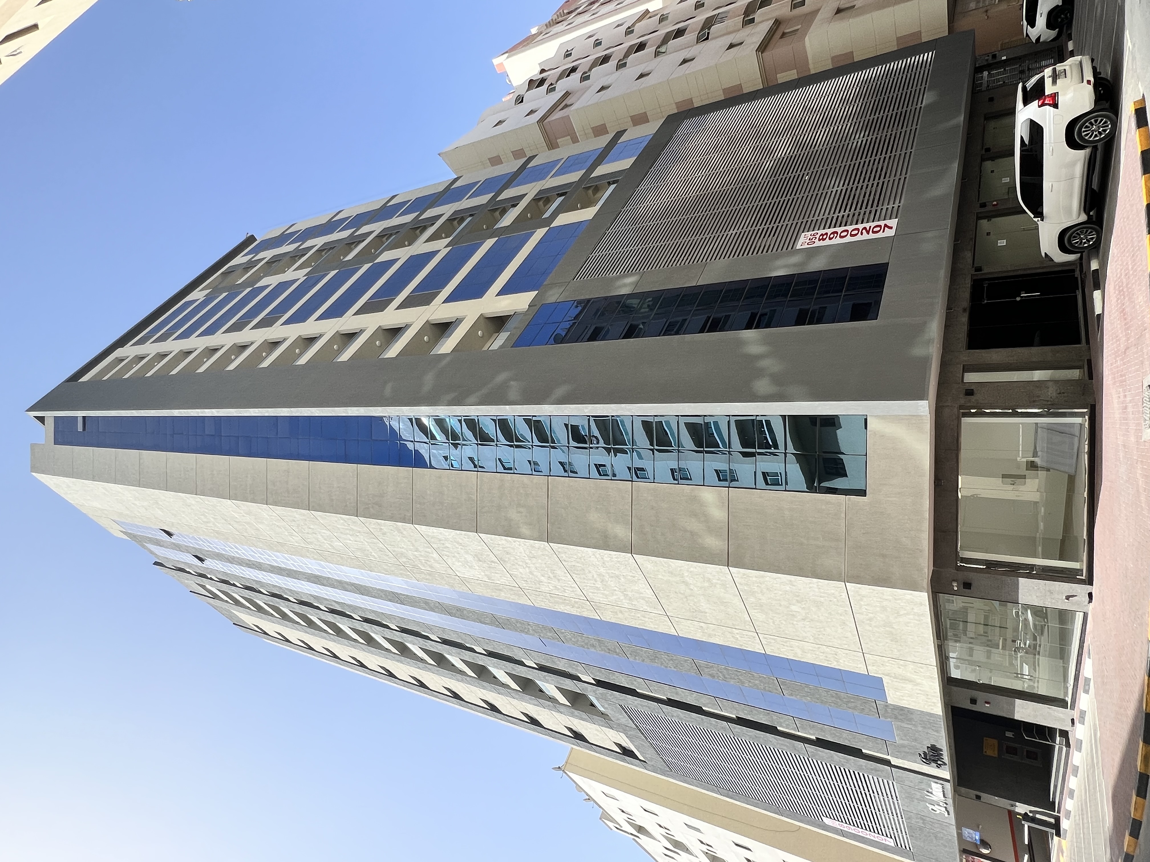 LUXURY BUILDING