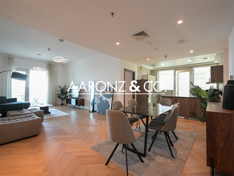 Upgraded | Fully Furnished | Large Layout