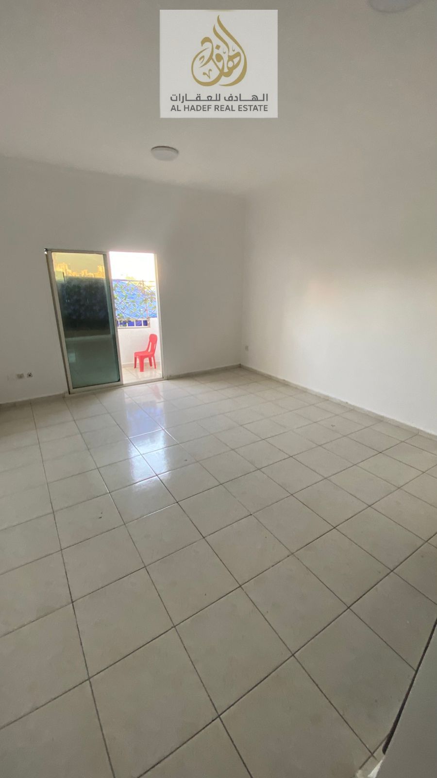Annual rent in Ajman, Al Rashidiya 3 area, opposite Ajman Towers One, near the Corniche. The building is for families. The apartment has one bedroom a