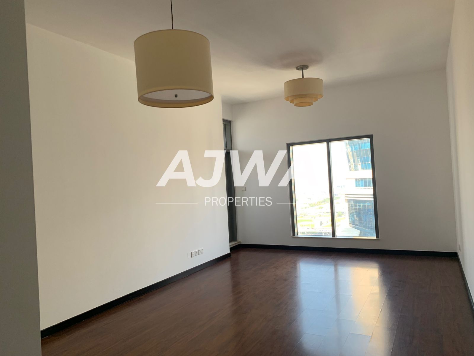 1 Bed in Green Lakes opposite Sobha metro station