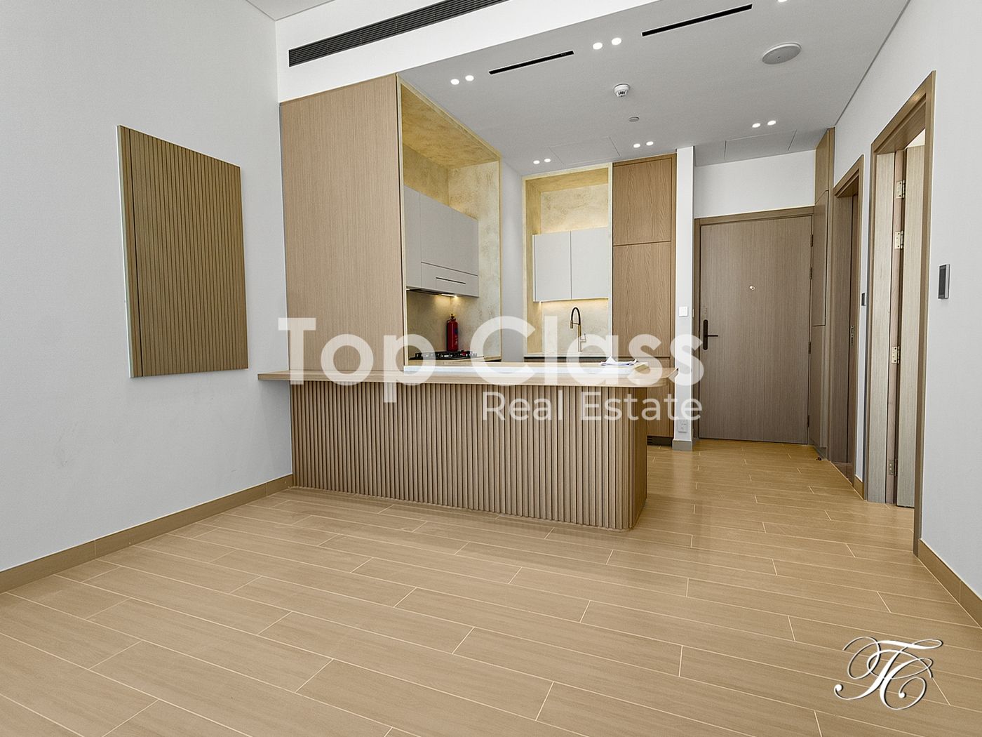 Brand New High Floor Luxury Living
