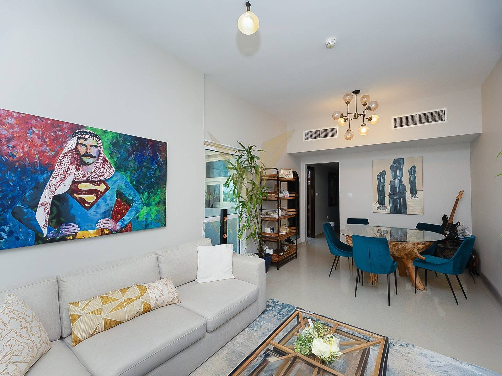 Upgraded 2 BR Corner Apartment | Fully Furnished