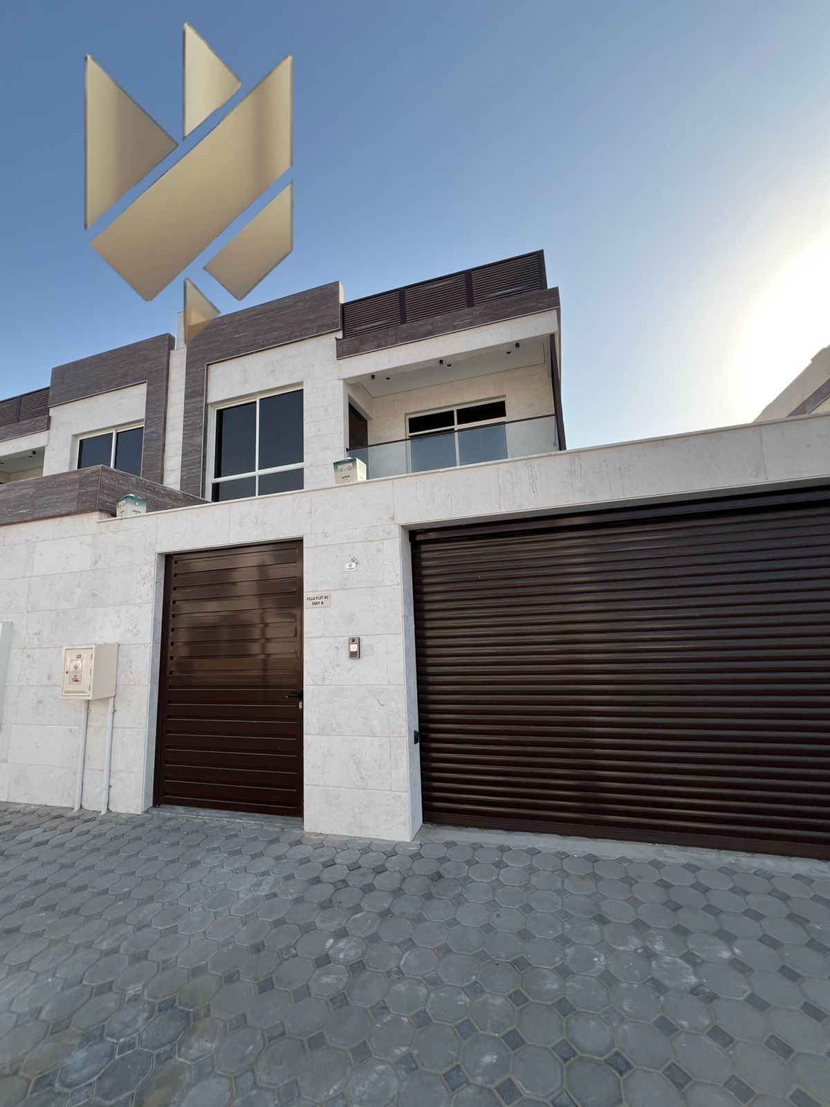Luxury New Al Hoshi Villa with Five Master Rooms