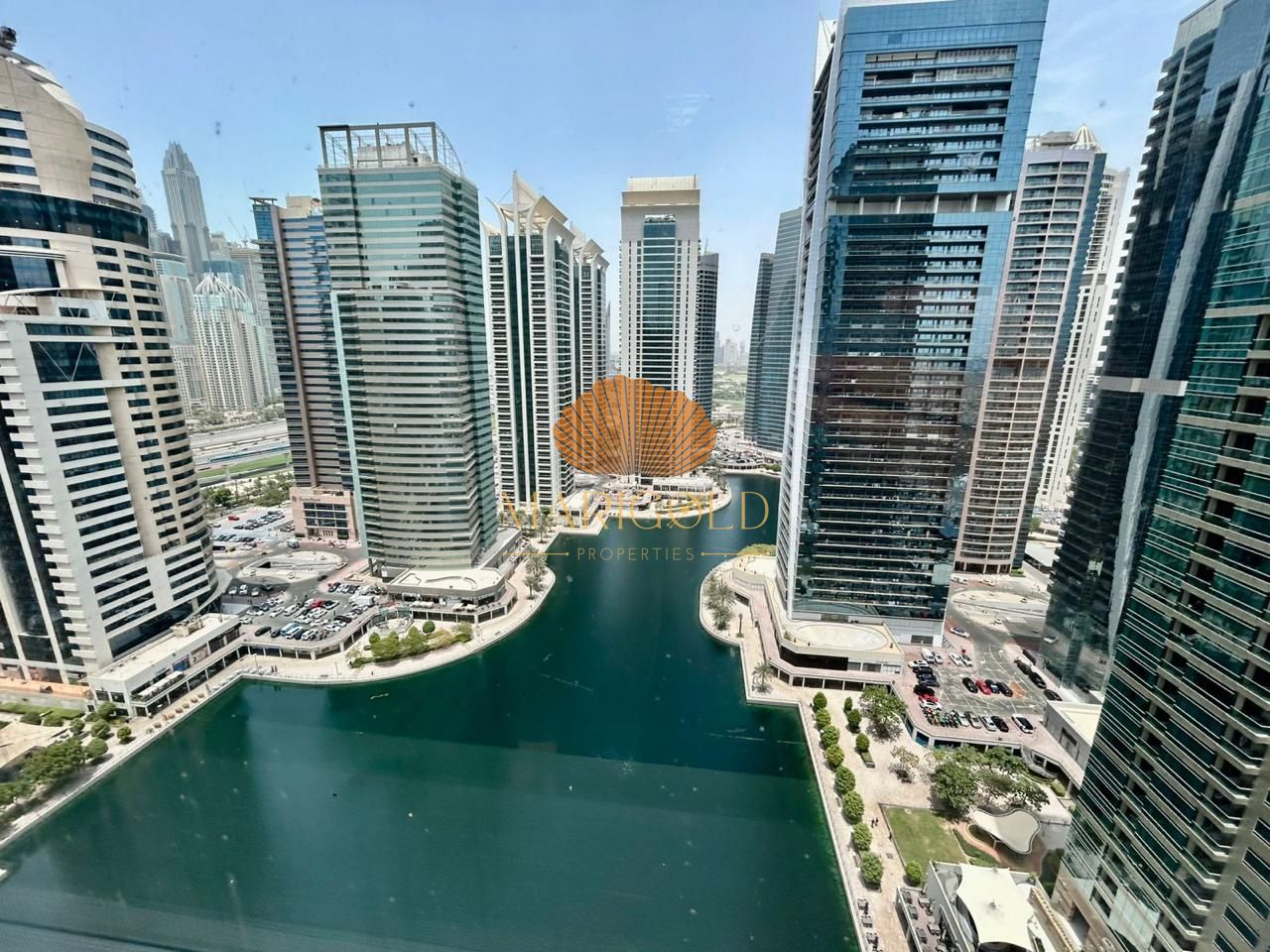 RENTED | PREMIUM BUILDING | LAKE VIEW