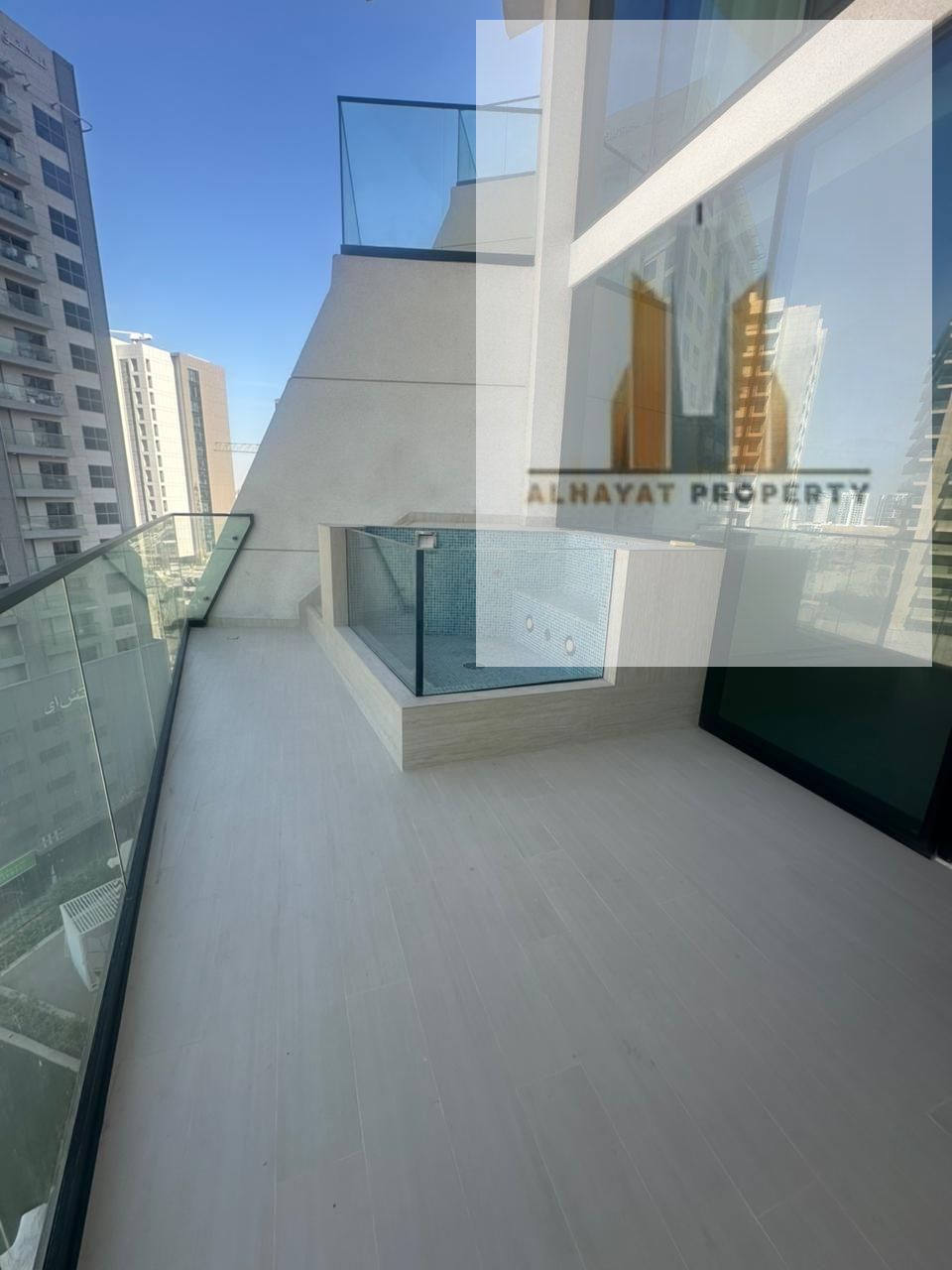 One bedroom for rent in Binghatti Phantom with Private Pool