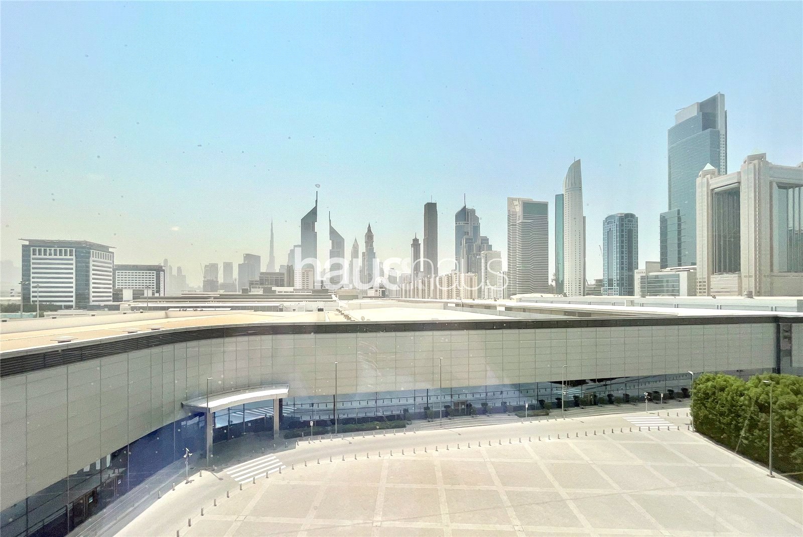 Burj Khalifa View | Huge Layout | Exclusive