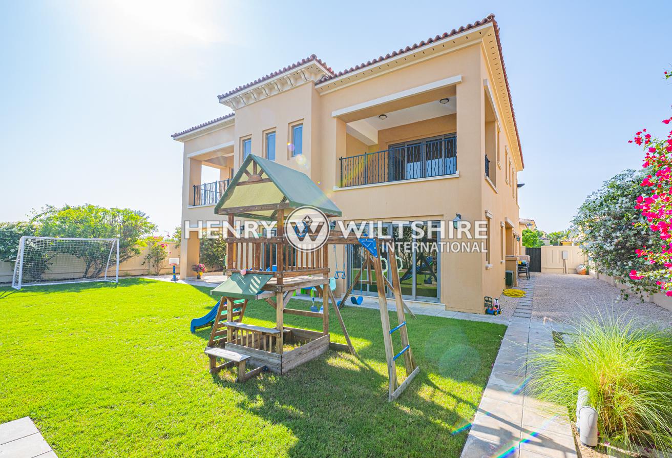Large plot | Landscaped 4 bed villa on Saadiyat