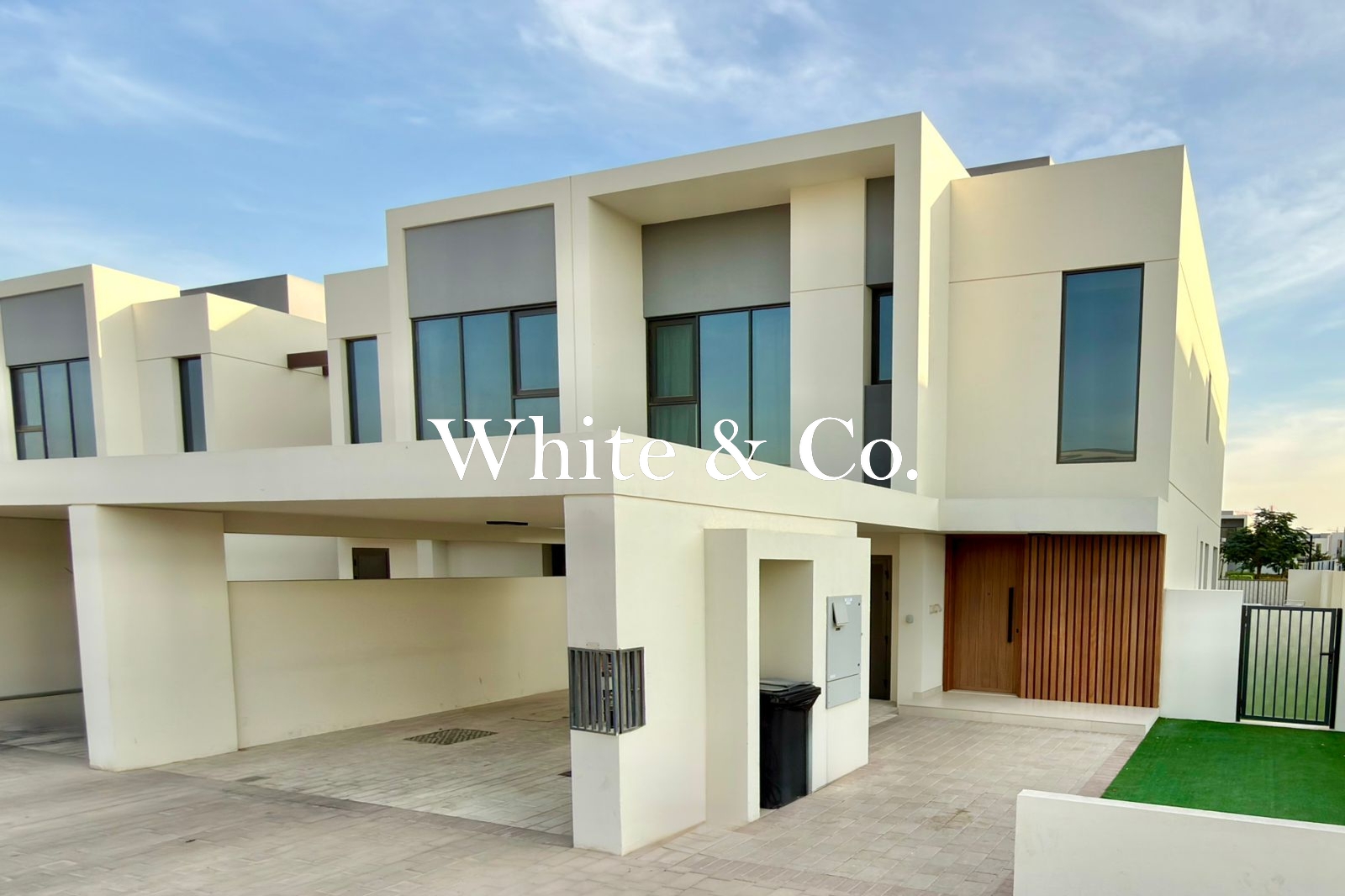 Corner Unit | Large Plot | Exclusive Unit