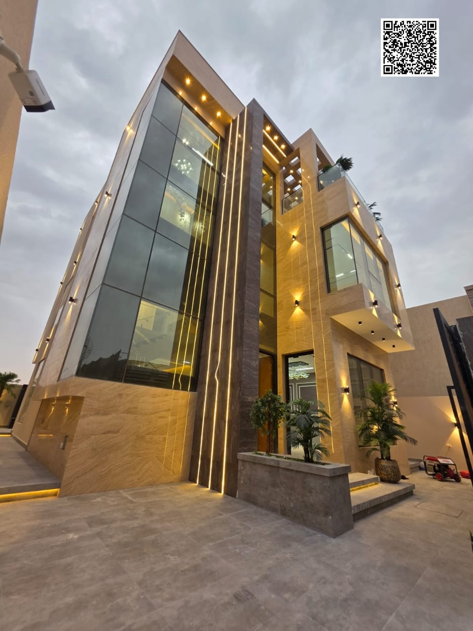 Dream villa, freehold ownership for all nationalities, including air conditioning, electricity, and water, ready to move in with very elegant designs.