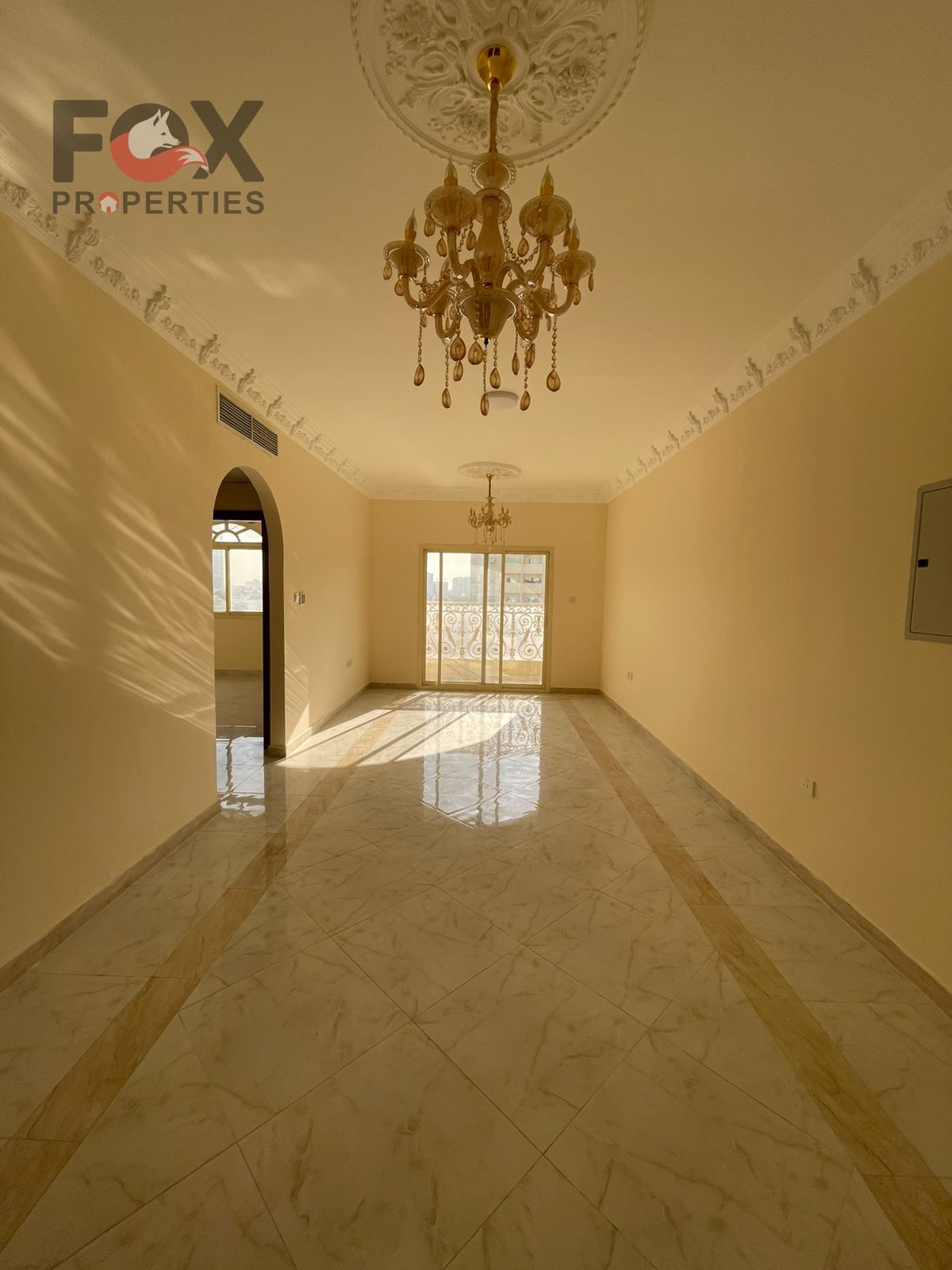 Second occupant | Good price | Very central location | Flexible payment plan | Close to all services | Master bedroom | Easy access to Sharjah