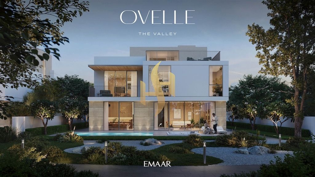 NATURE INSPIRED COMMUNITY // PRIVATE ELEVATOR