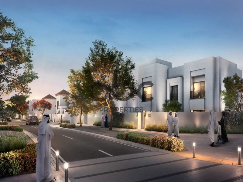 Corner | Double Row | Huge Plot | Family Community