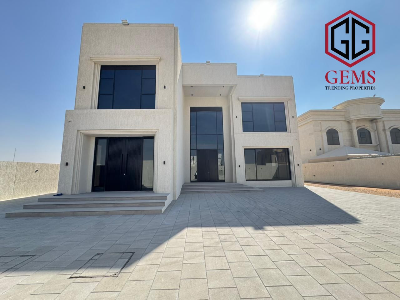 MODERN | EXTERNAL MAJILS | MAIDS ROOM | GARDEN