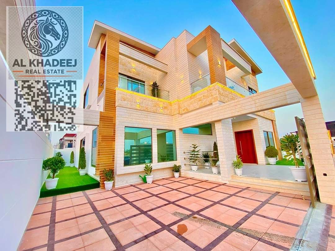 Luxury villa for rent in Al Yasmin area, close to all services, consisting of 5 master bedrooms and a maid's room.