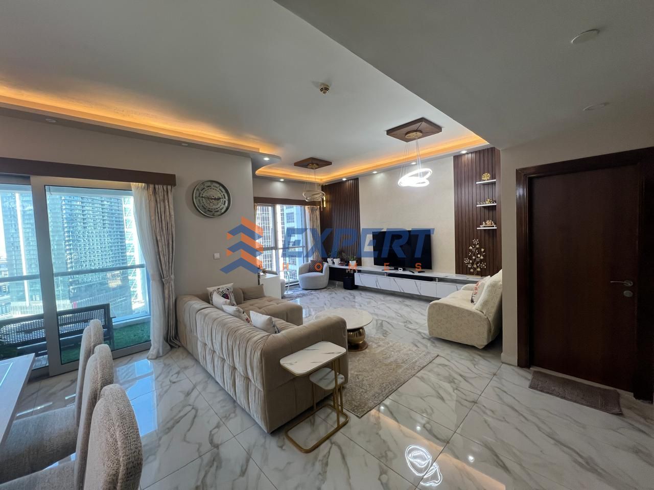 Upgraded Furnished 2BR | Big Storage | Vacant | Vastu