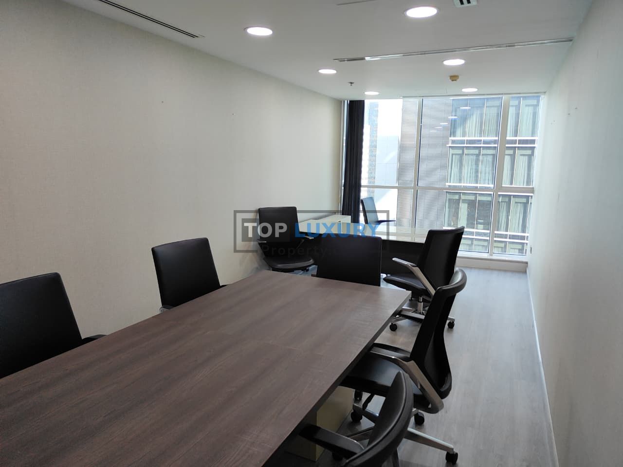 FULLY FURNISHED | ORGANIZED OFFICE | CANAL VIEW