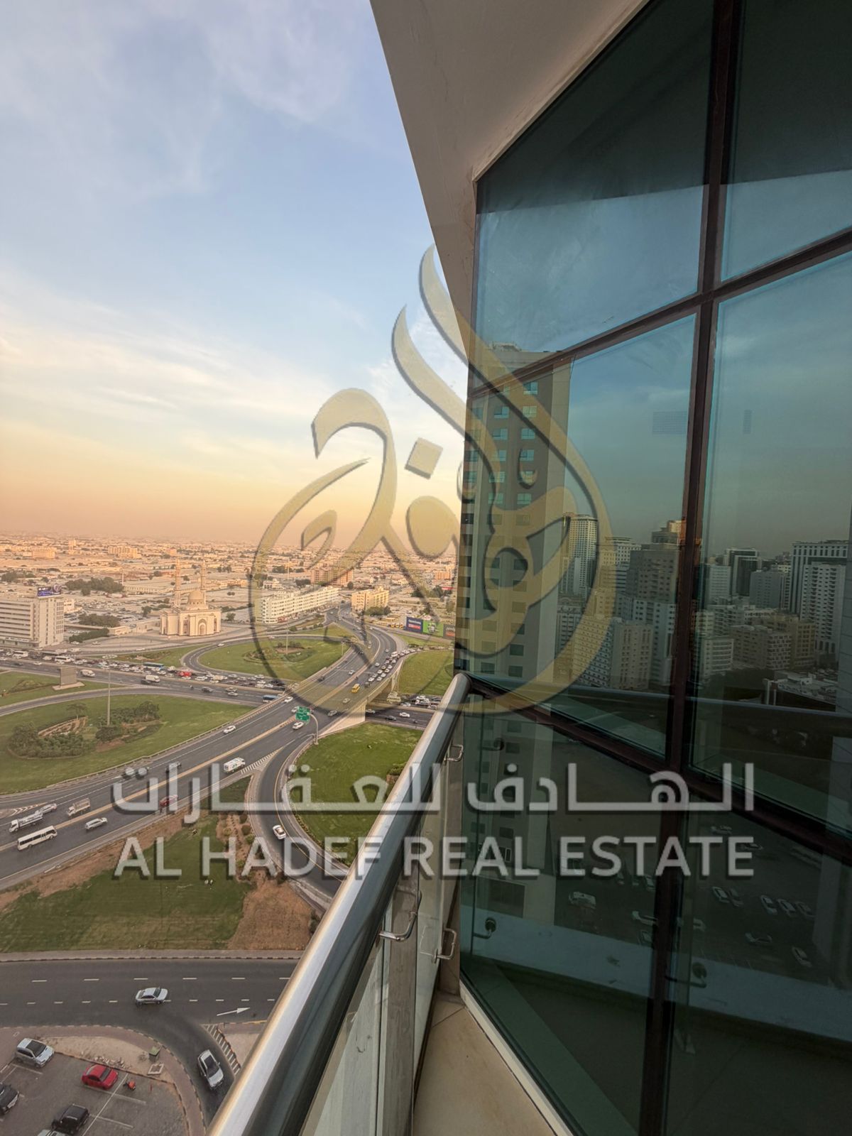 For Annual Rent – Spacious Apartment in the Heart of Al Khan Prime Location… Large Spaces… Ideal for Families Located in one of Sharjah's most soug