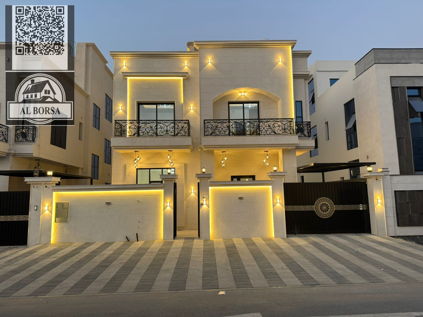 For sale in Al-Haliyo 2, a two-story villa with a terrace, 6 master bedrooms, a living room, a majlis, and a maid's room.