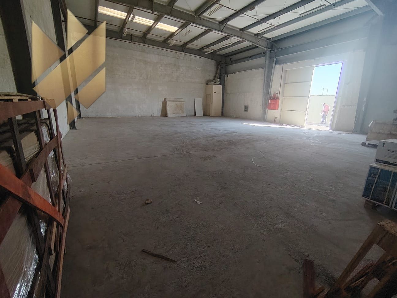 Warehouses for Rent in Sajaa Various Sizes