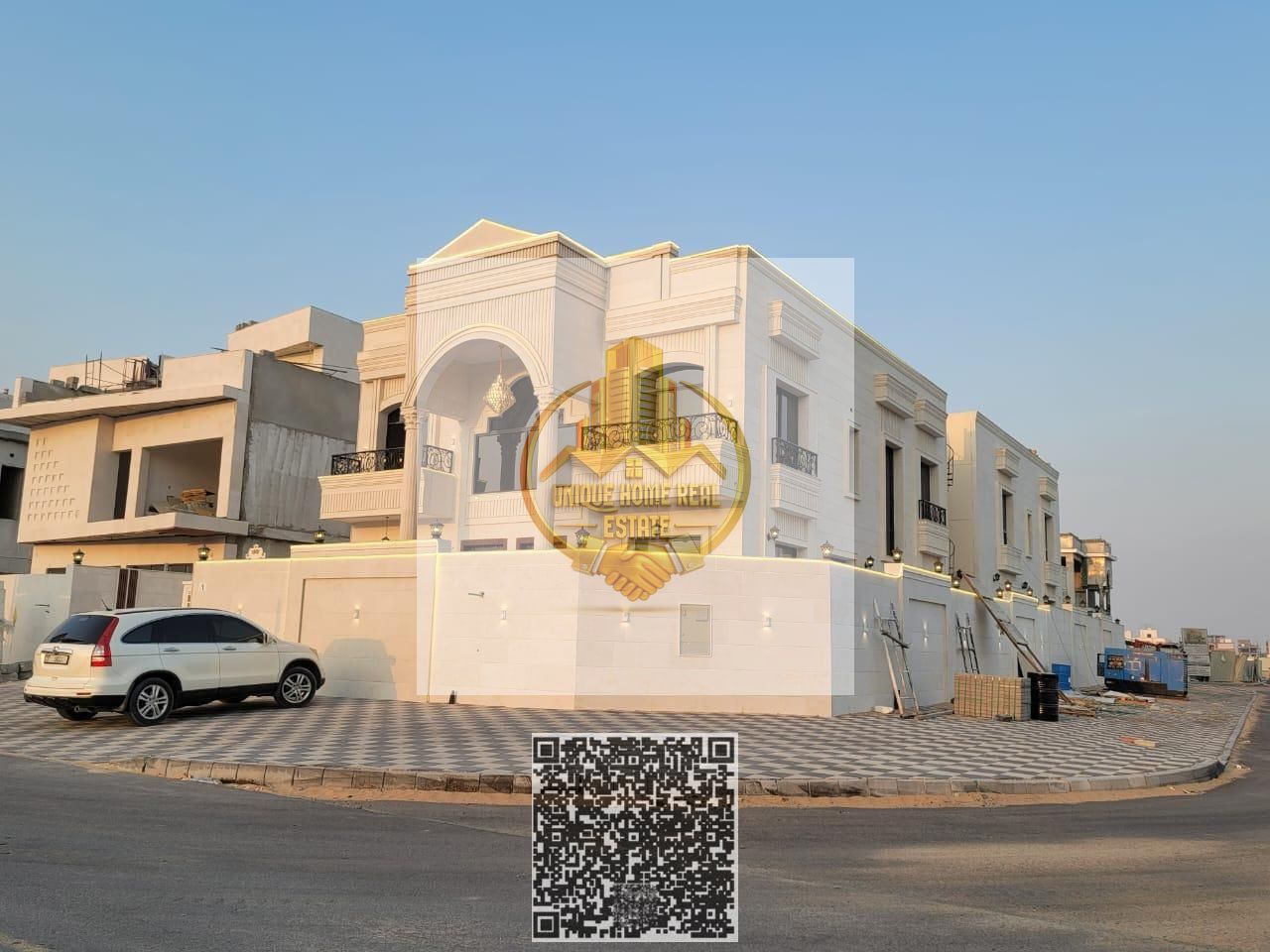 Live a Royal Life - A Unique Villa With A Classic Design - Consisting Of 5 Bedrooms -