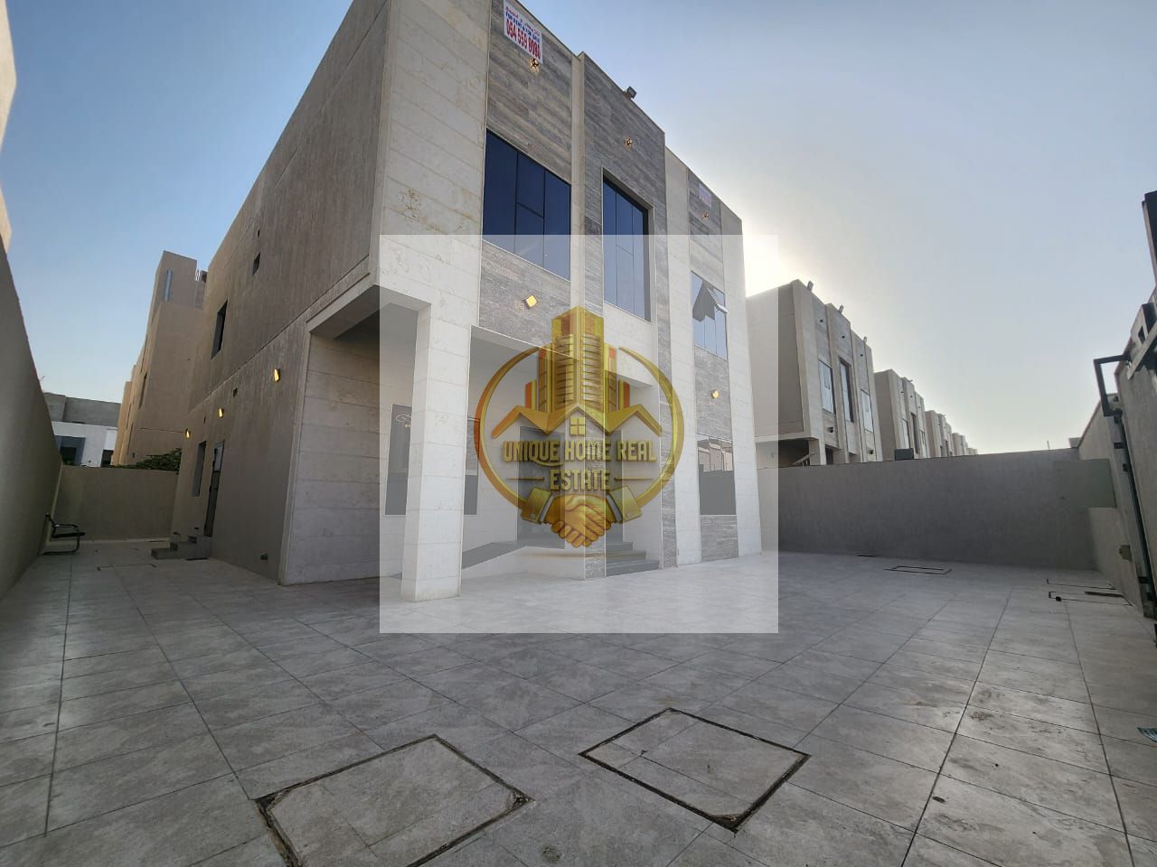 Villa for rent in Al Yasmeen, Ajman, 6 bedrooms, hall, sitting room, parking and spacious area