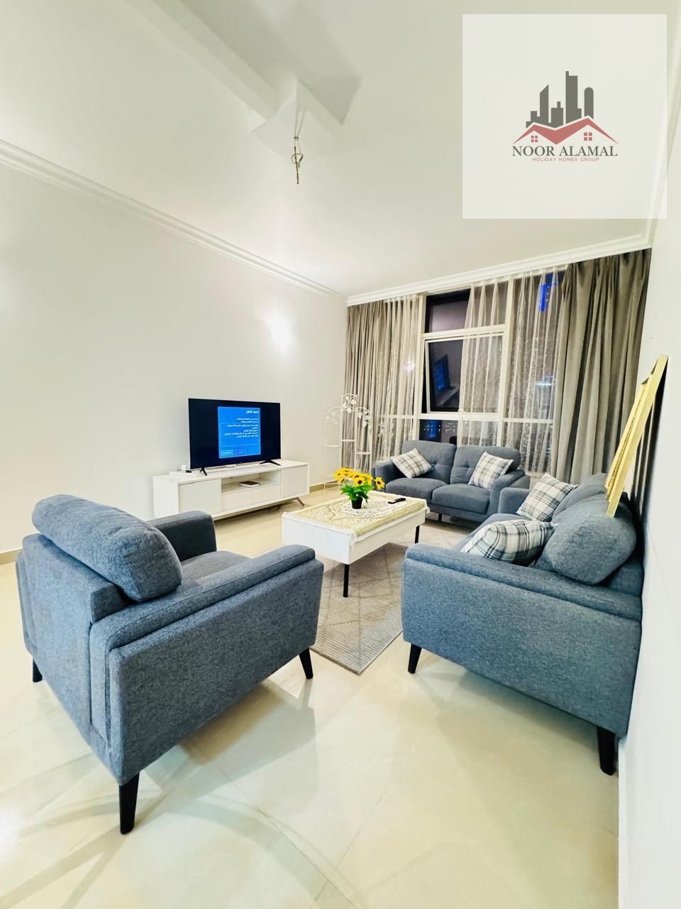 Sharjah - almamzar - Super Deluxe apartment with one bedroom, a large living room, a fully equipped kitchen, and two bathrooms