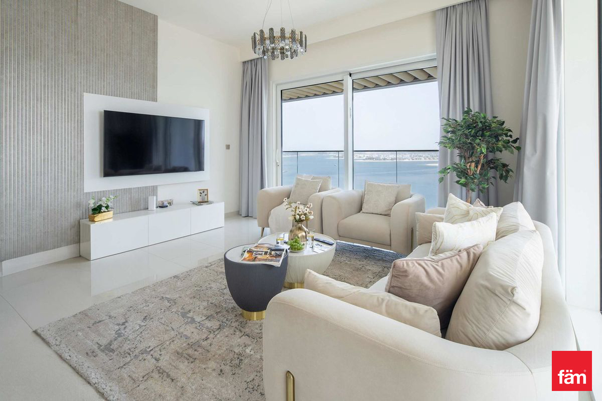 Full Palm View | Vacant | Unique Layout