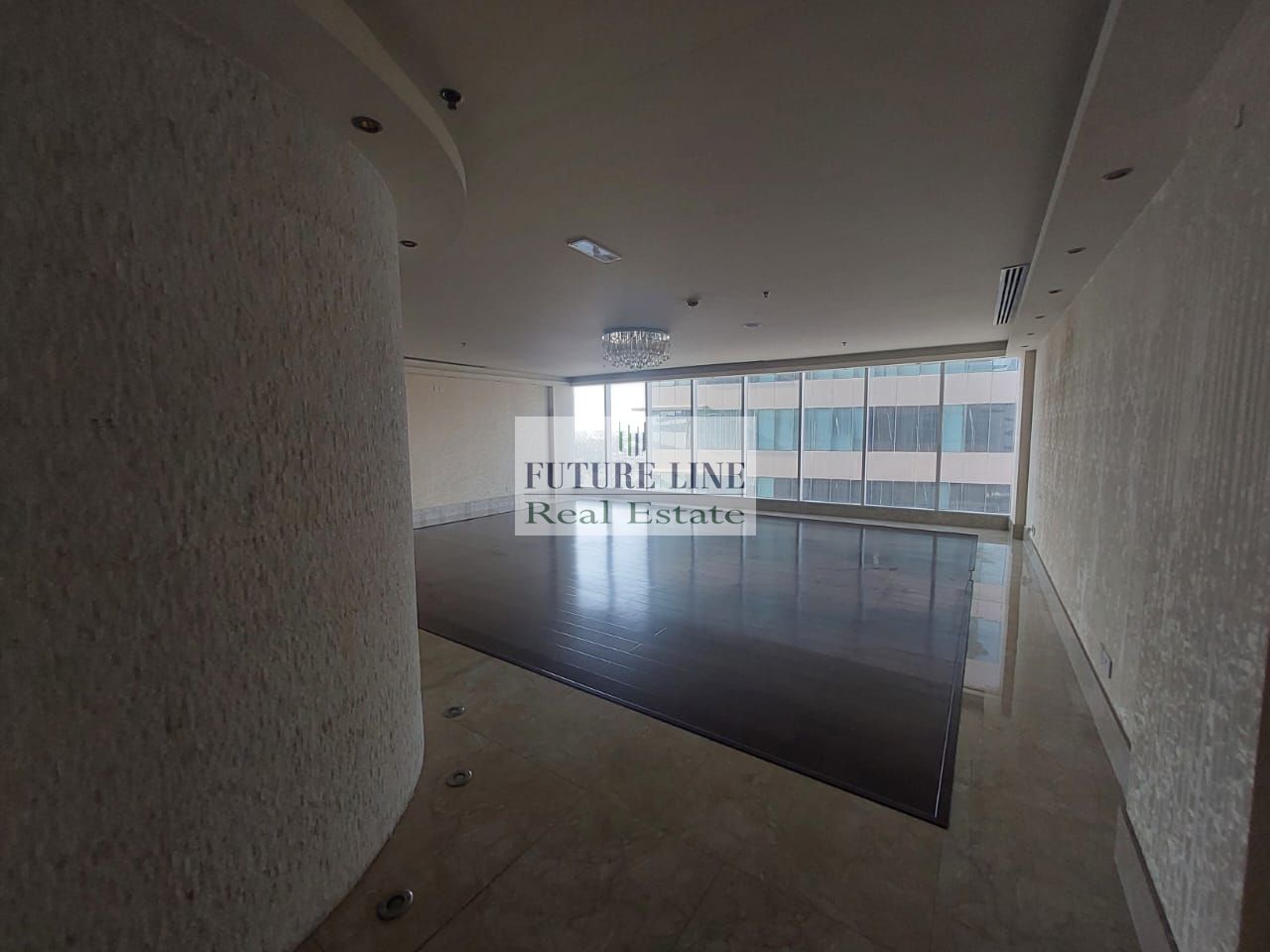 FITTED OPEN TYPE OFFICE-CHILLER FREE-1 PARKING