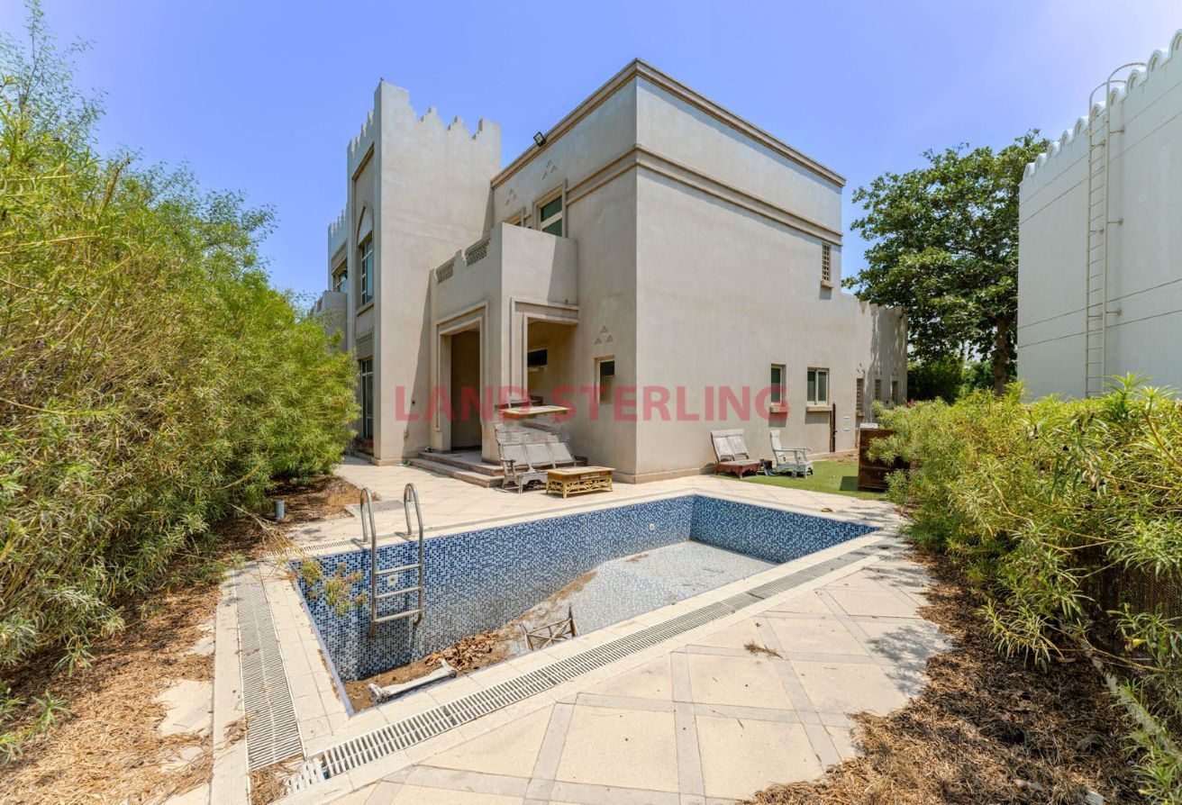 Renovation Opportunity | Extendable | View Today