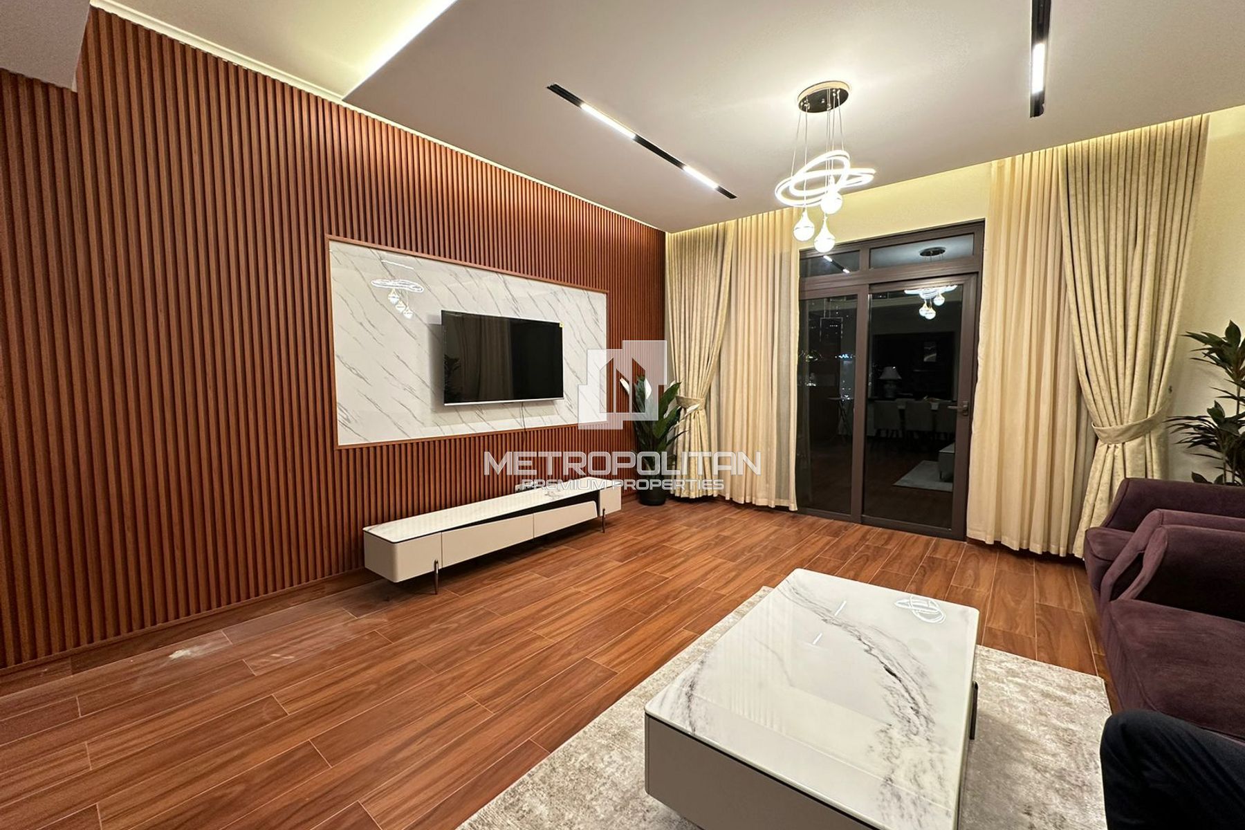 Vacant | Prime Location | 2 Bedrooms | Furnished