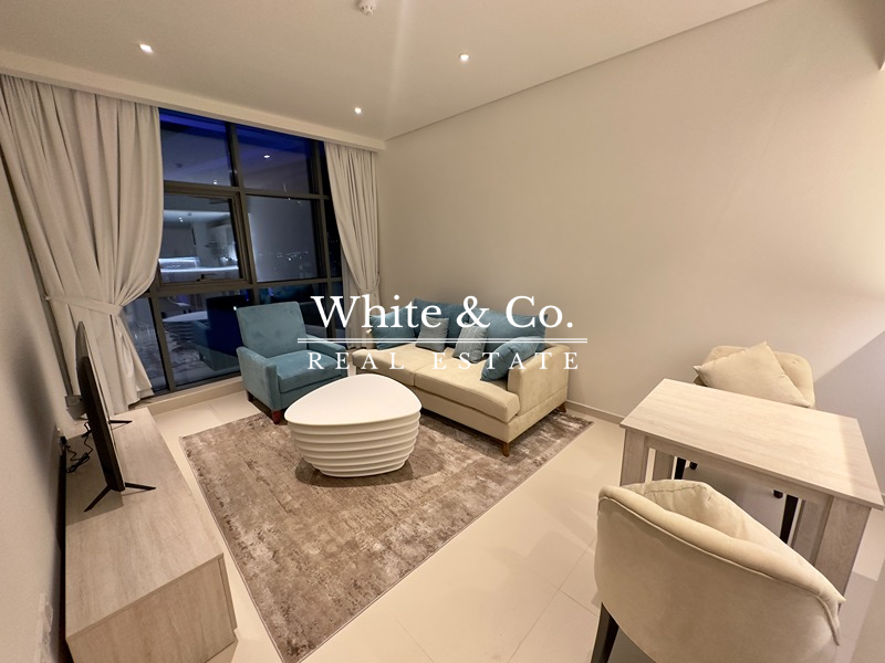 Vacant | Fully Furnished | Beach Access