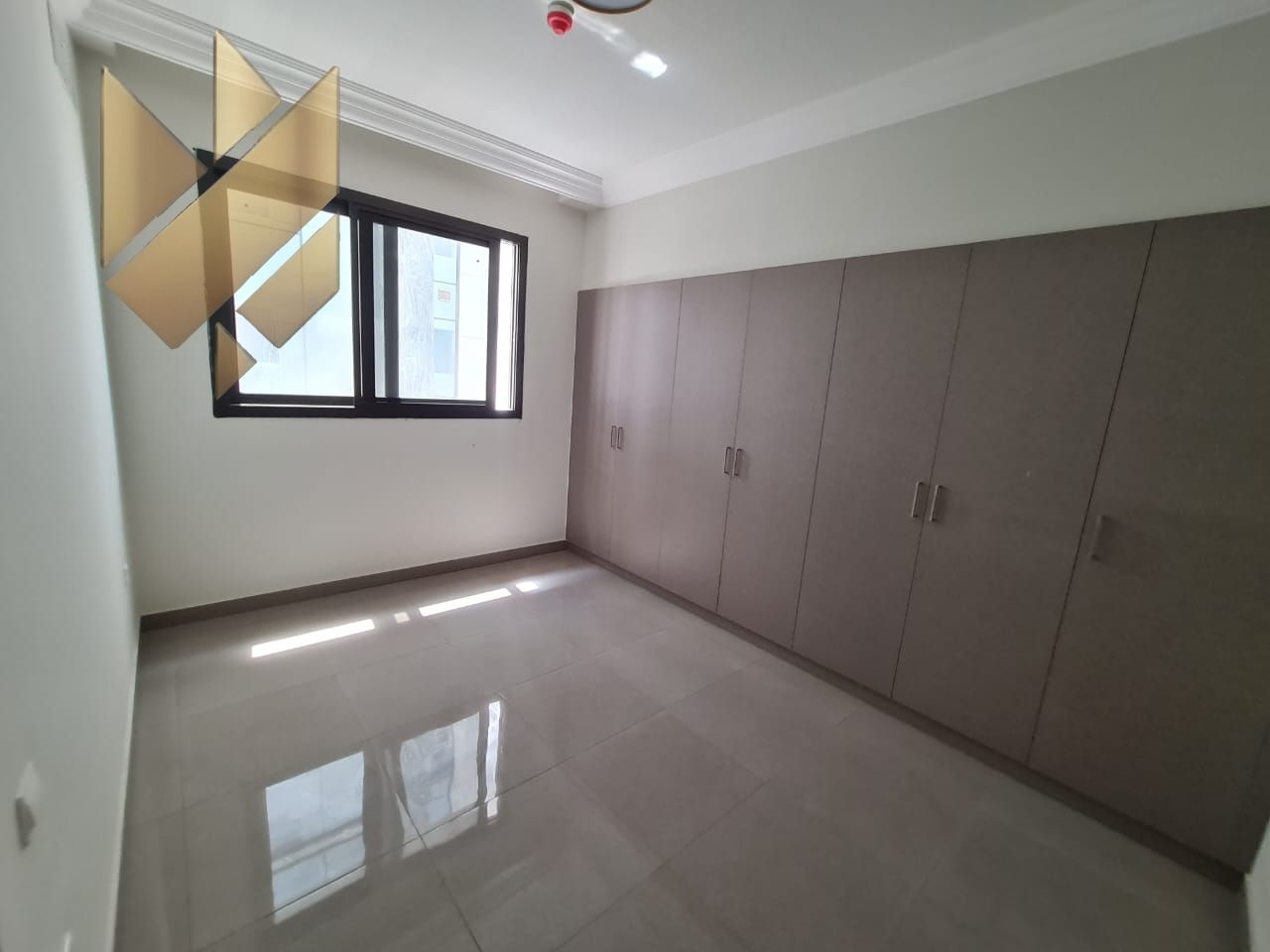 Brand New Spacious Apartment with High-End Finishes & Prime Location