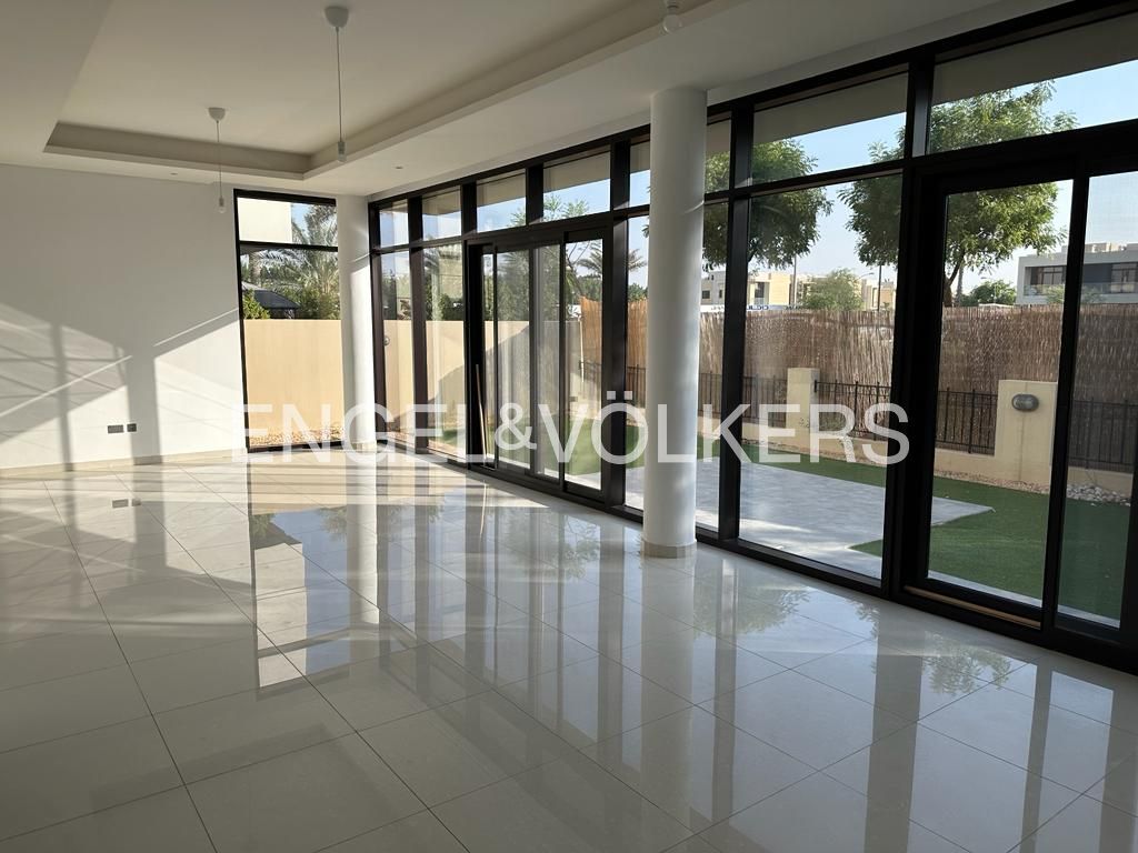 Modern Villa | Prime Location | Ready