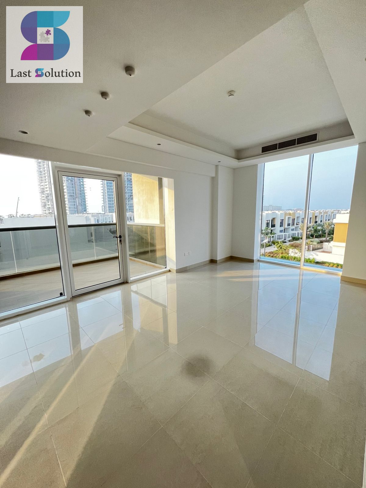 Brand new Apartment for sale in Gateway 2 Mina al arab