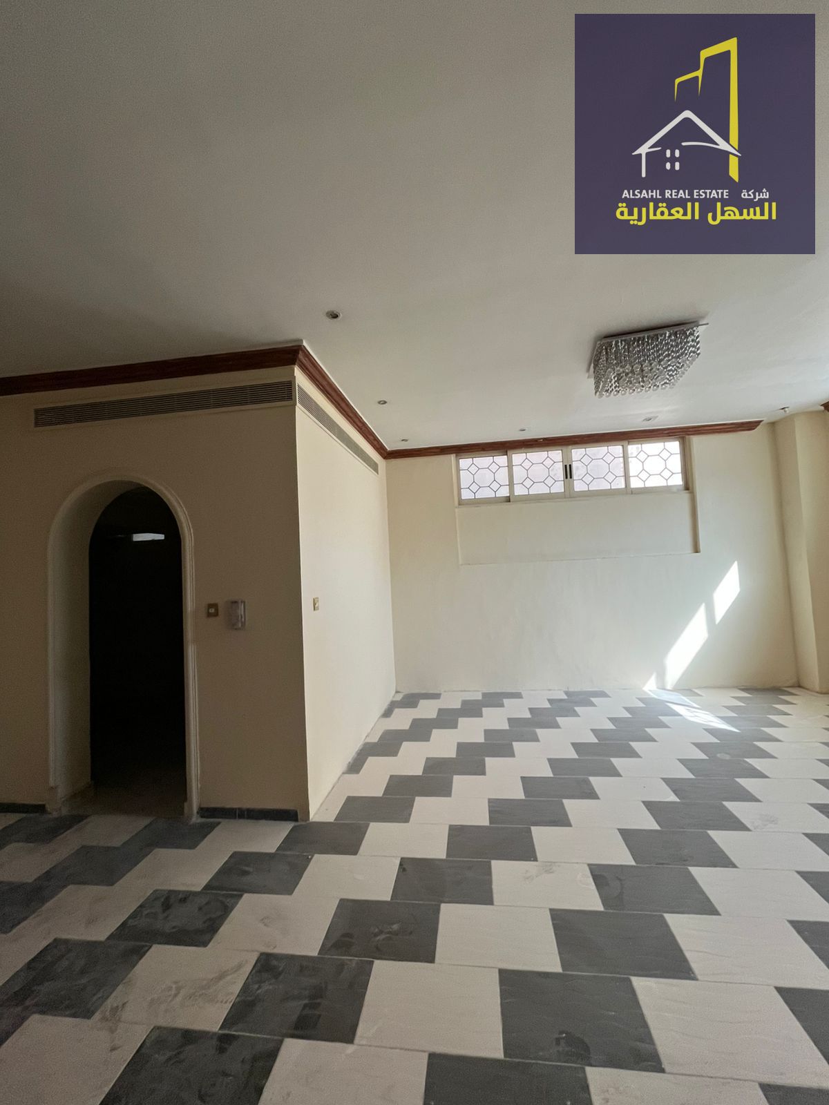 Spacious 6 BR Villa in Al Mansoura with Stunning Views