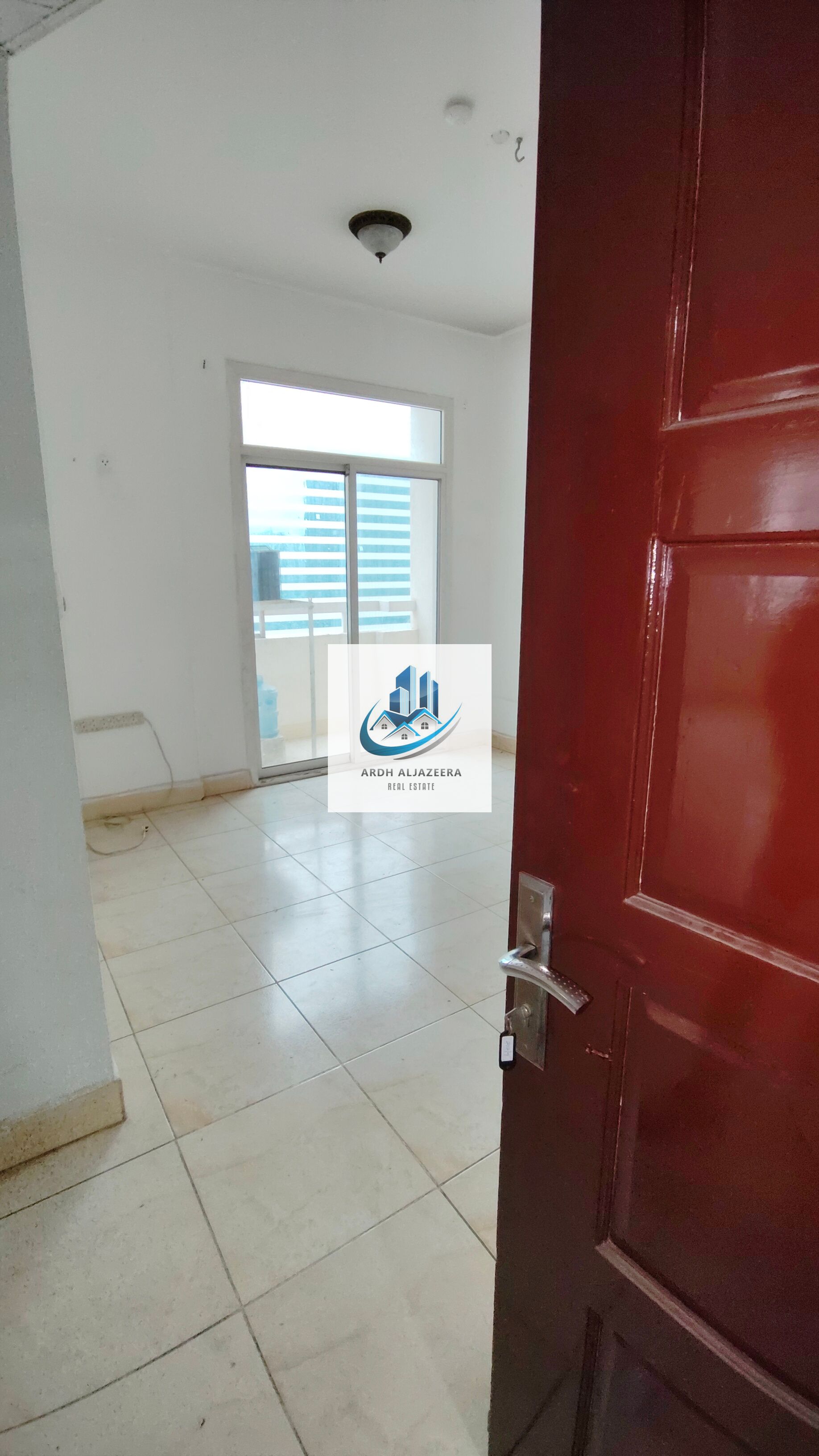 ONLY FOR FAMILY 1BHK IN 33K WITH BALCONY SPACIOUS LIVING AREA JUST NEXT TO DUBAI BORDER AL NAHDA SHARJAH CALL UMAIR