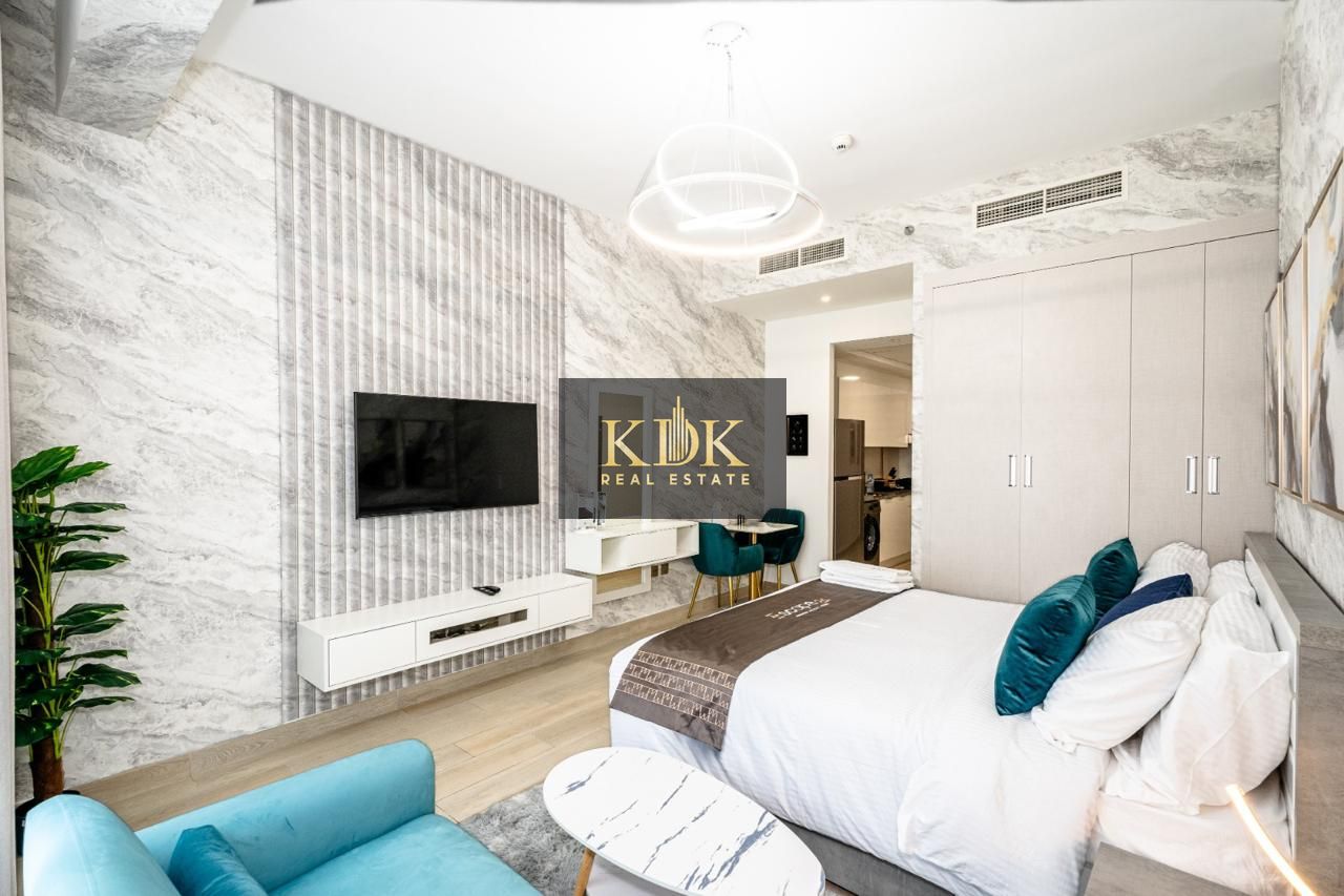 Pool View | Fully Furnished | Prime Location