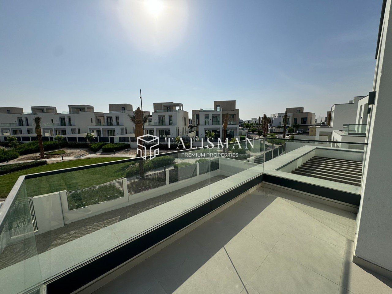 ELEGANT 4BR | EXPANSIVE PLOT | EXCEPTIONAL VALUE