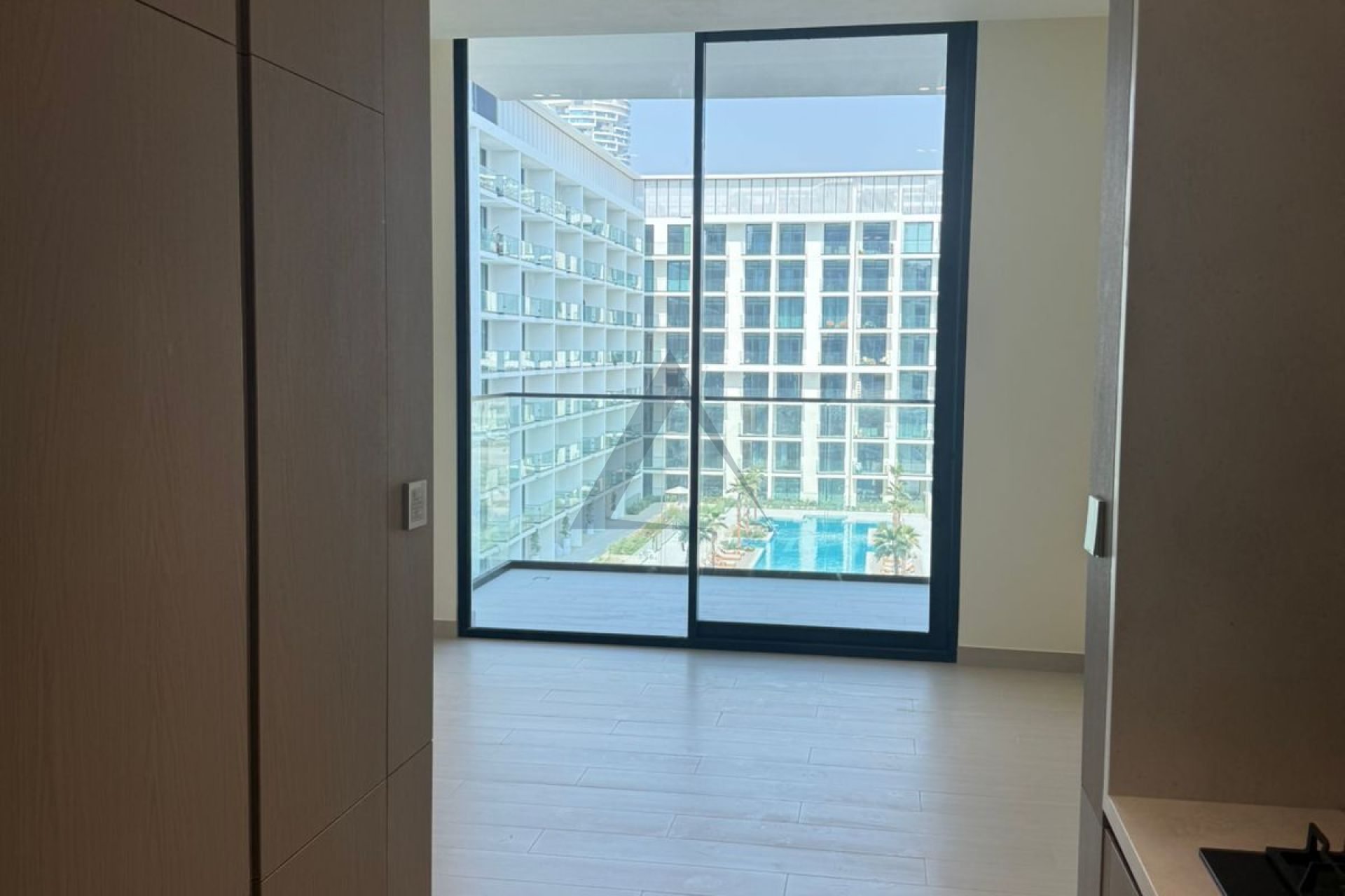 Ready To Move | Prime Location | Spacious Unit