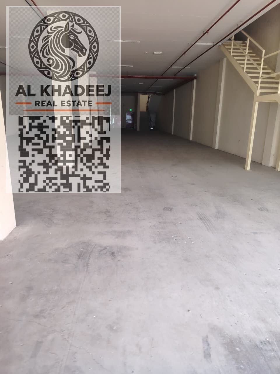 Warehouse for rent in Umm Al Thuoob – UAQ, 11,450 sq ft, 40 kW power, AED 350,000 yearly, suitable for all activities, ready to move in.